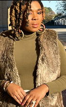 Load image into Gallery viewer, Leather LoopTee Link Earrings- Cognac/Olive