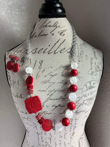 Reddy or Not Necklace Set