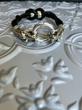 Load image into Gallery viewer, Connected Dragonhead Mens Bracelet